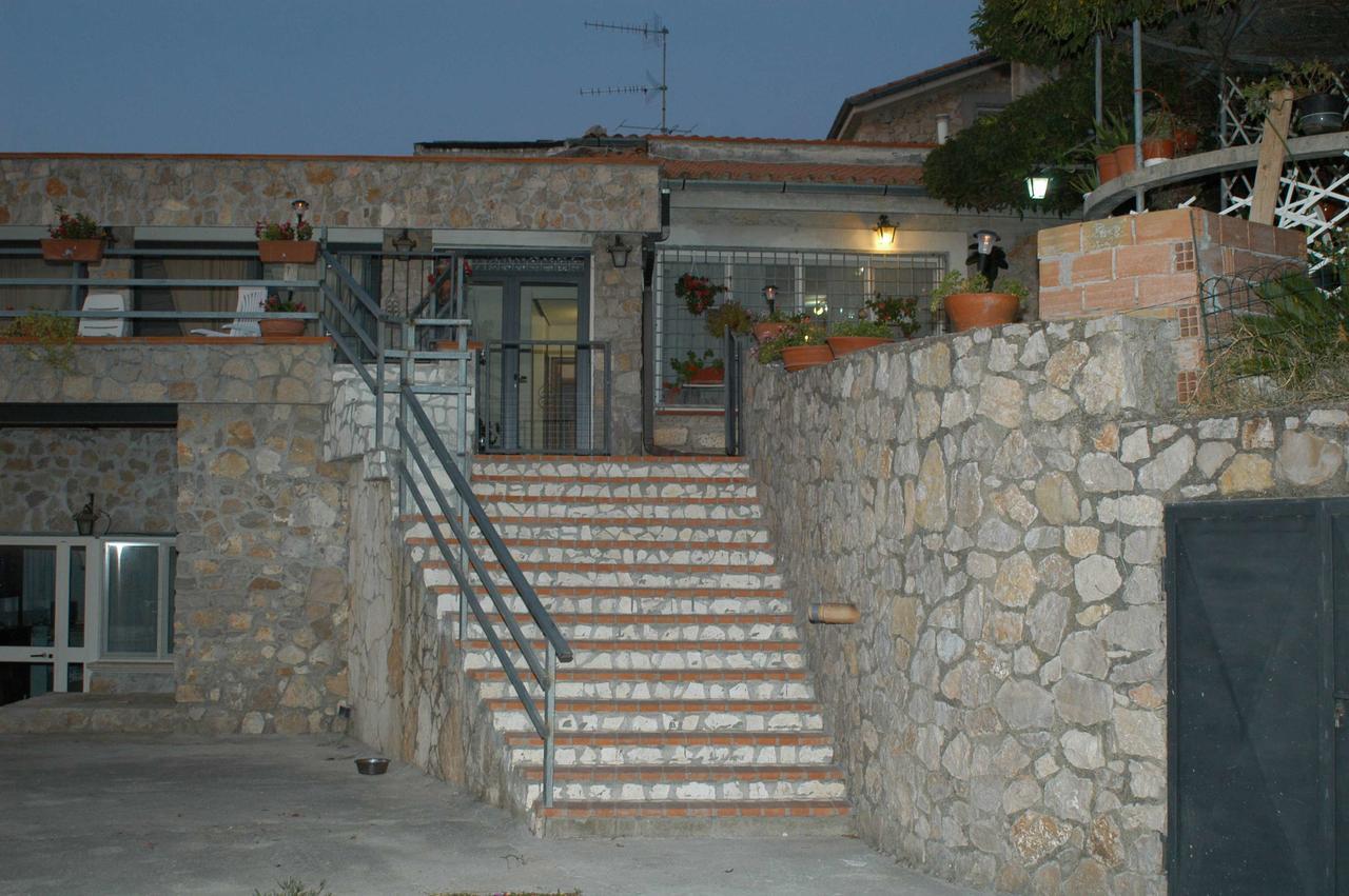 B&B La Vecchia Scuola Sonnino Ngoại thất bức ảnh